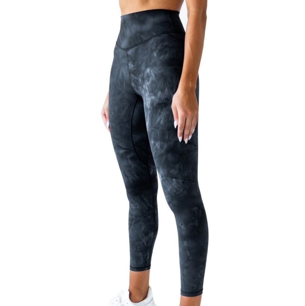 Kamo Fitness Ellyn leggings in black tie dye
